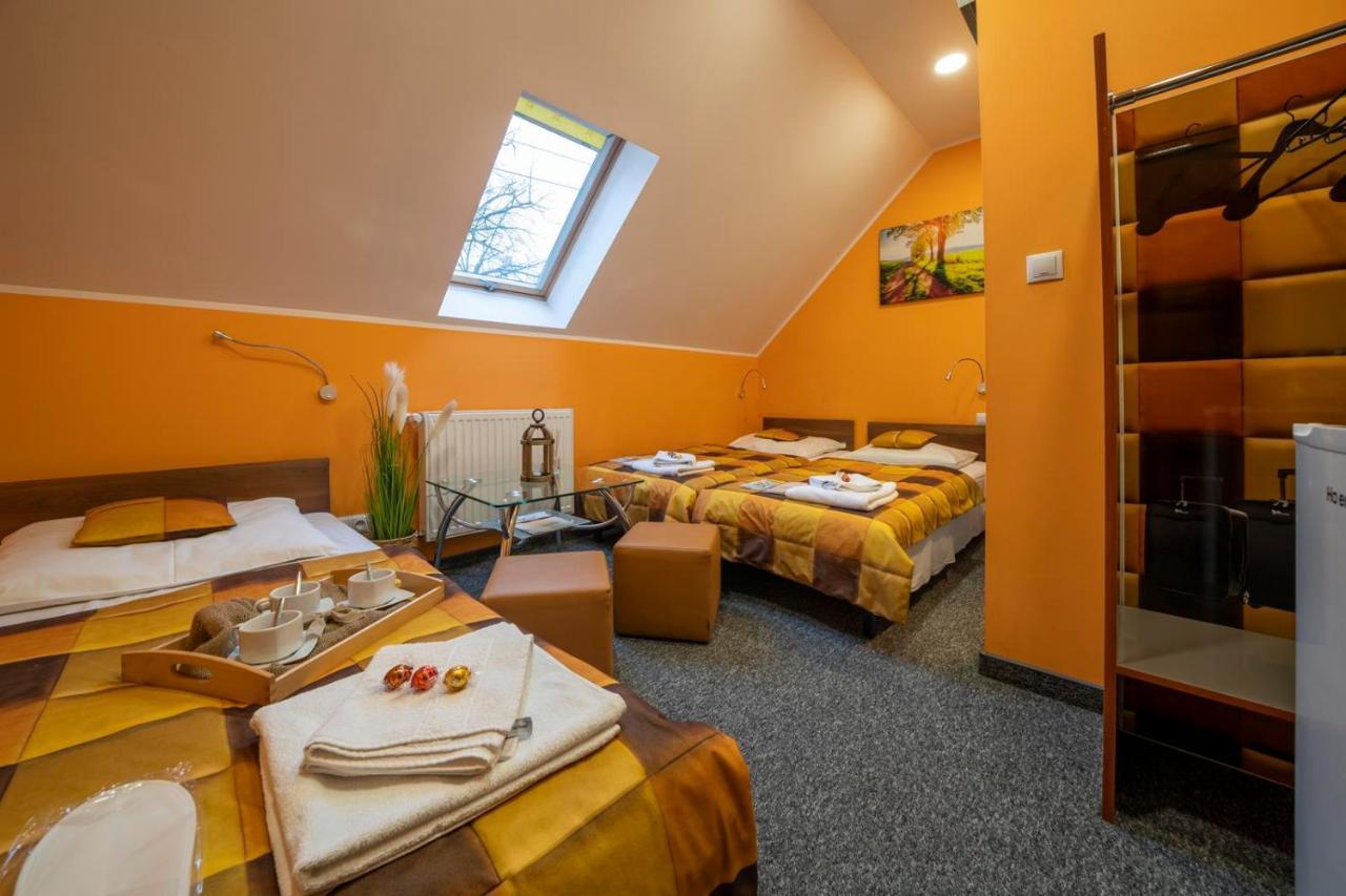 Fortisline Pokoje Z Klimatyzcja Sauna Apartment Opole Exterior photo